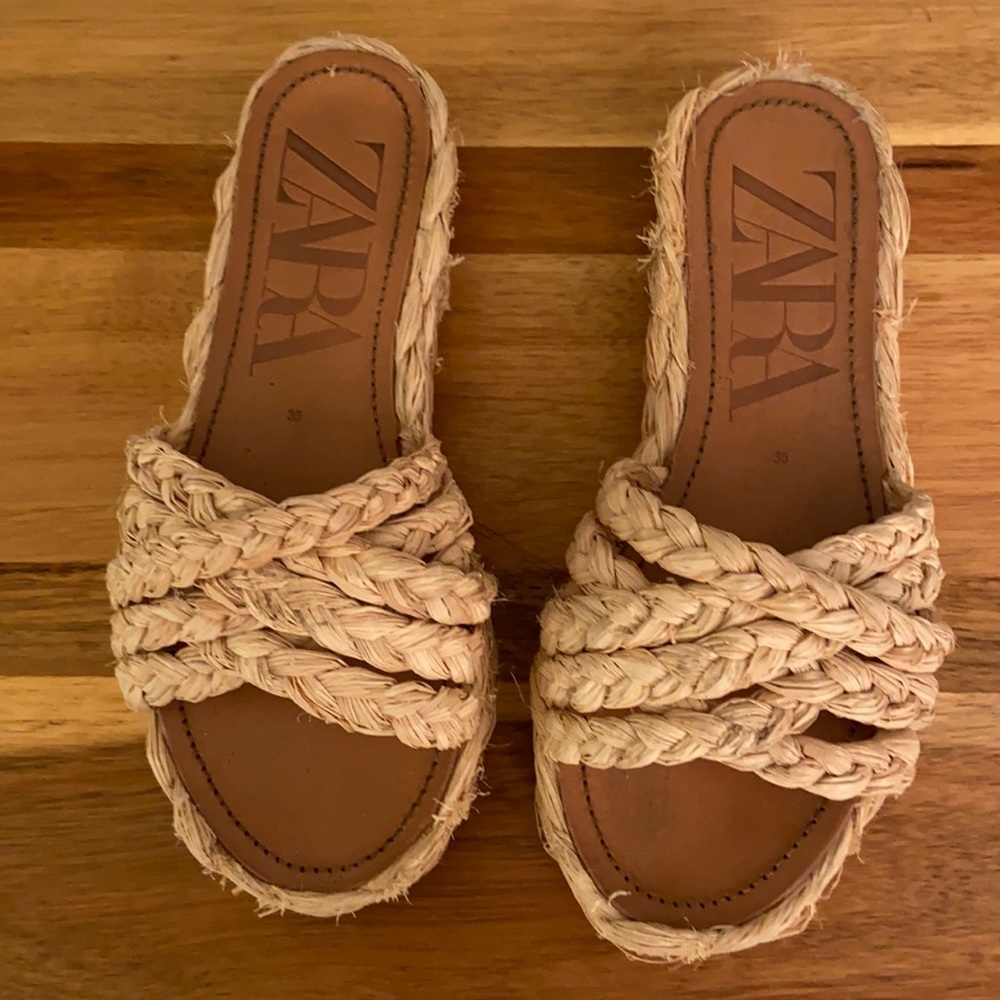 ZARA RAFFIA WEDGE SANDALS SIZE 35 EU